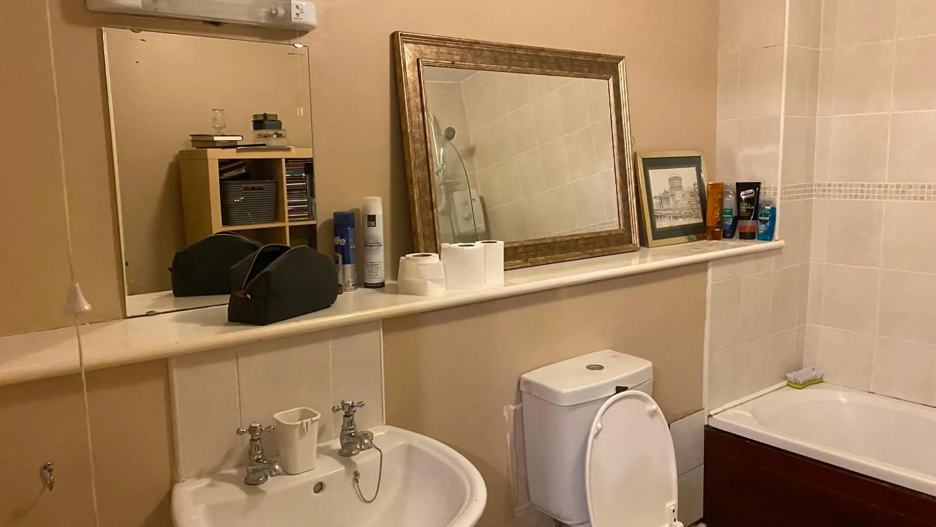 Comfy Apartment Near Dublin Airport With Free Parking 홈스테이