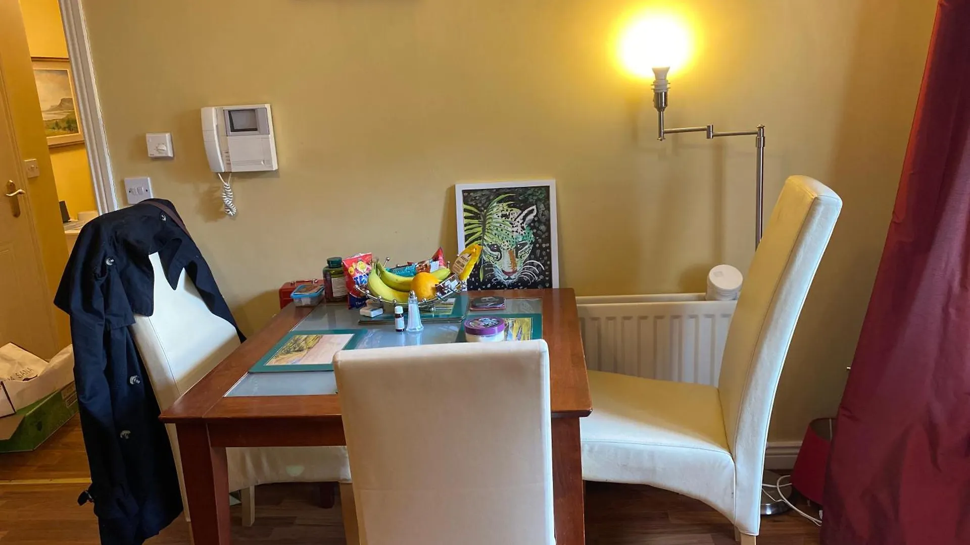 Comfy Apartment Near Dublin Airport With Free Parking 0*,  아일랜드