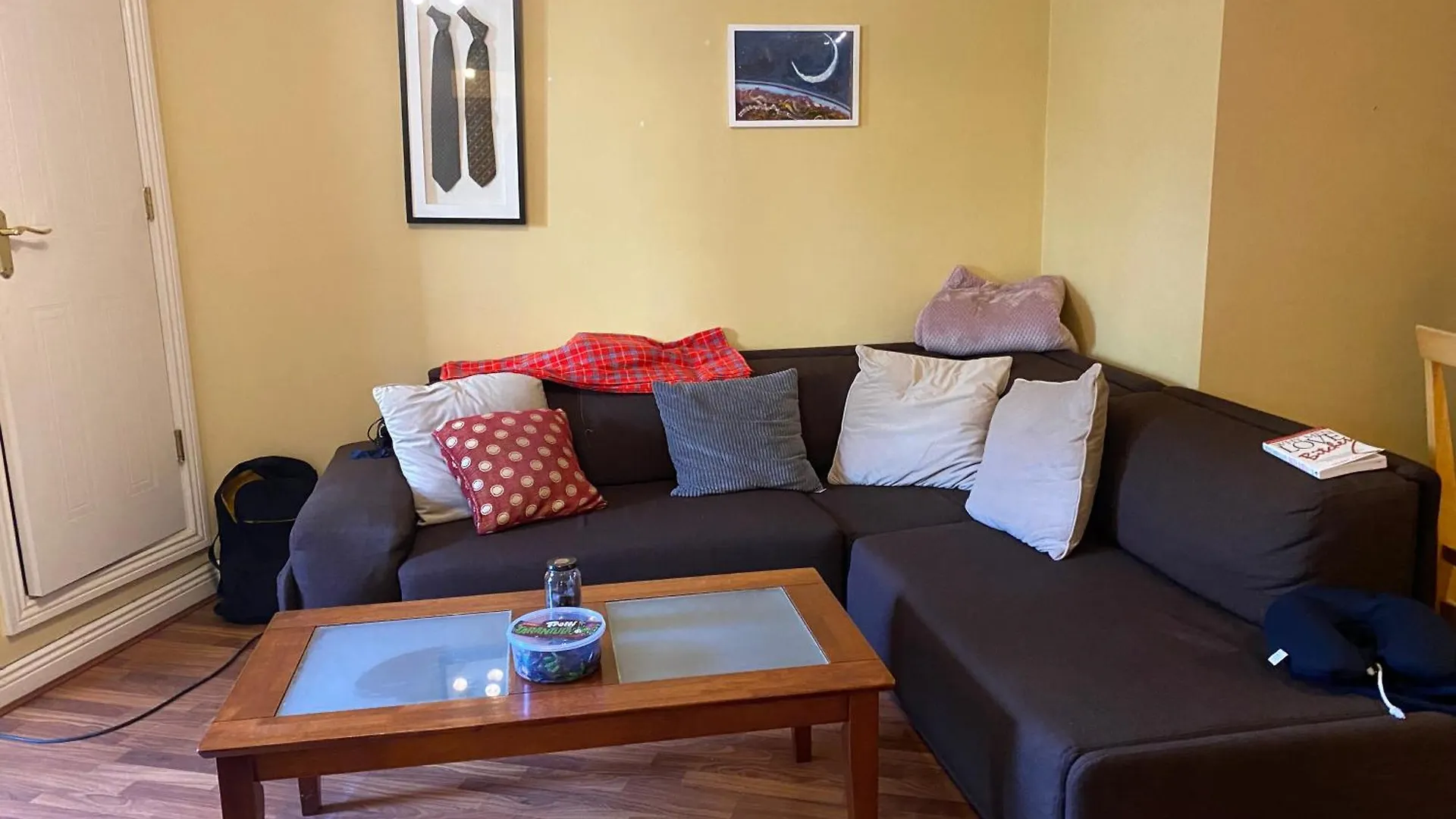 Comfy Apartment Near Dublin Airport With Free Parking 홈스테이