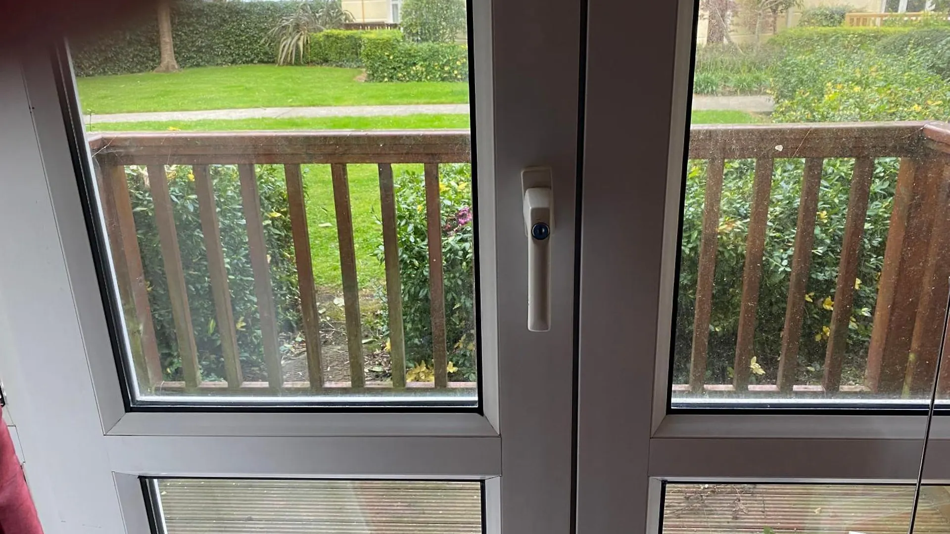 Comfy Apartment Near Dublin Airport With Free Parking 0*,  아일랜드